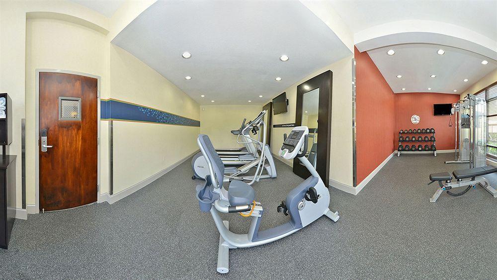 Hampton Hotel 3*